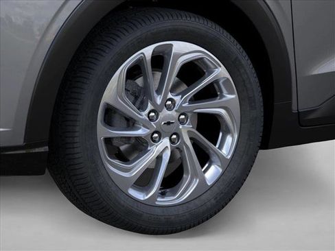 New 2027 Chevrolet Bolt LT FWD image 3