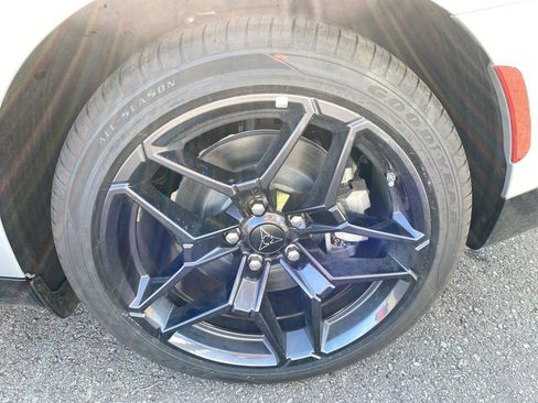 New 2024 Dodge Charger R/T w/ Plus Group image 19