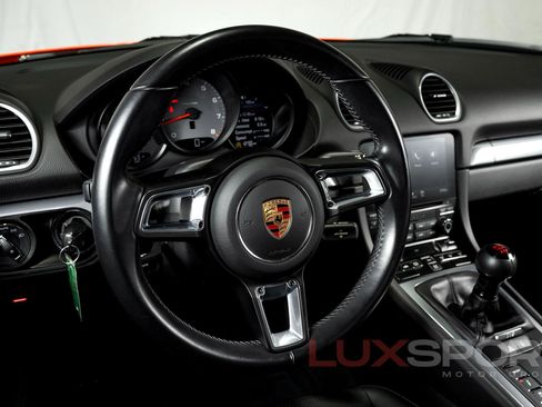 Used 2018 Porsche 718 Cayman S image 32