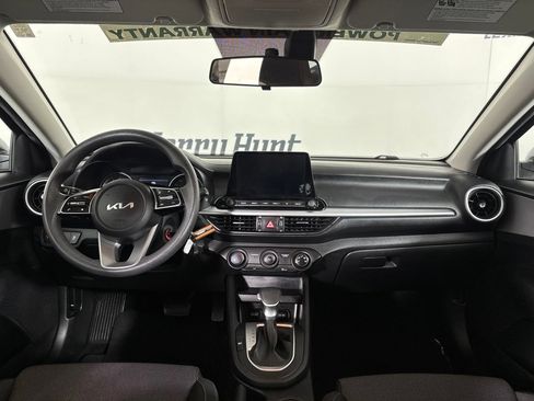 Used 2023 Kia Forte LXS FWD image 19