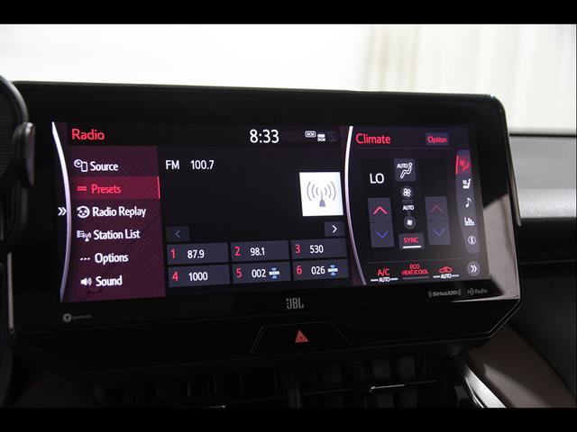 Used 2022 Toyota Venza Limited AWD/4WD image 11