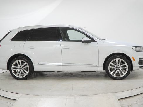 Used 2018 Audi Q7 3.0T Prestige w/ Prestige Package image 15