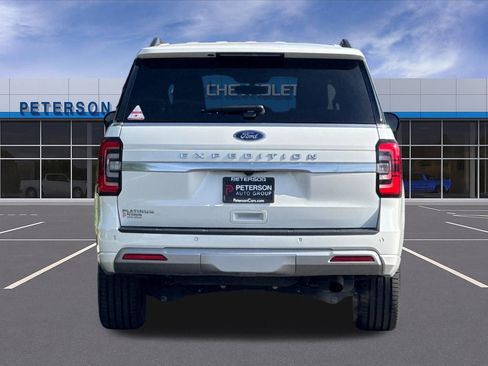 Used 2024 Ford Expedition Platinum AWD/4WD image 5