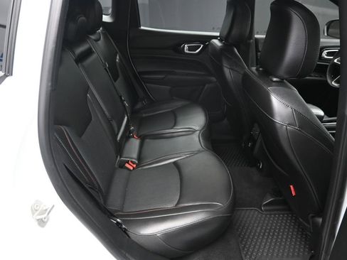 Used 2023 Jeep Compass Trailhawk AWD/4WD image 34