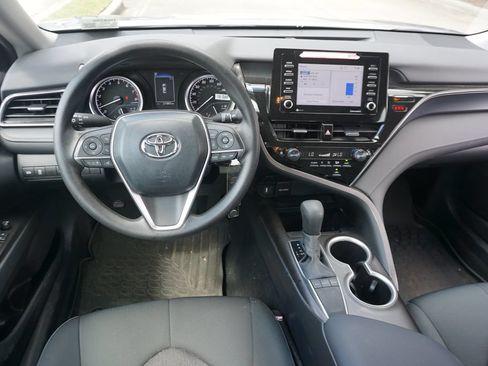 Used 2024 Toyota Camry LE FWD image 6