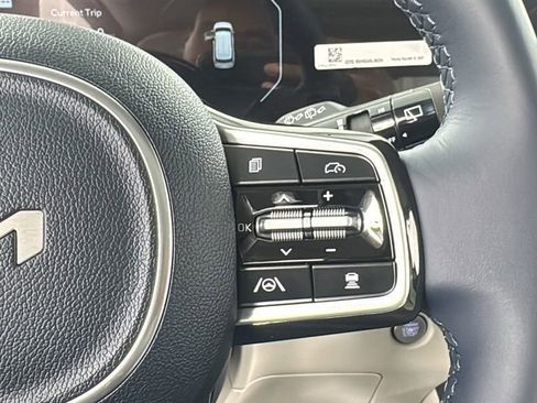 New 2026 Kia Carnival SX w/ SX Dark Edition Package FWD image 24