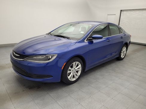 Used 2017 Chrysler 200 LX w/ Touring Convenience Group FWD image 2