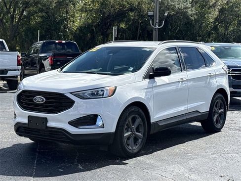 Certified 2022 Ford Edge SEL w/ Sport Appearance Package image 2