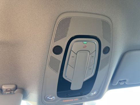 Used 2025 Audi Q5 2.0T Premium image 17