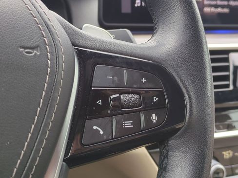 Used 2023 BMW 540i xDrive w/ Premium Package image 20