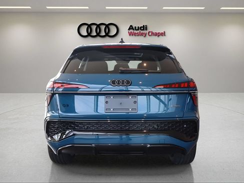 New 2026 Audi Q3 quattro 2.0T AWD/4WD image 4