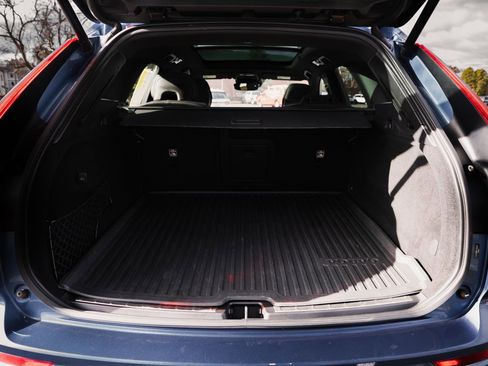 Used 2020 Volvo XC60 T6 R-Design image 45