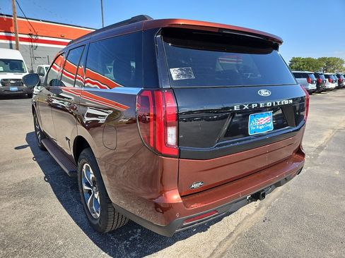 New 2027 Ford Expedition Active RWD image 9