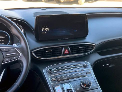 Used 2023 Hyundai Santa Fe SEL Premium image 7