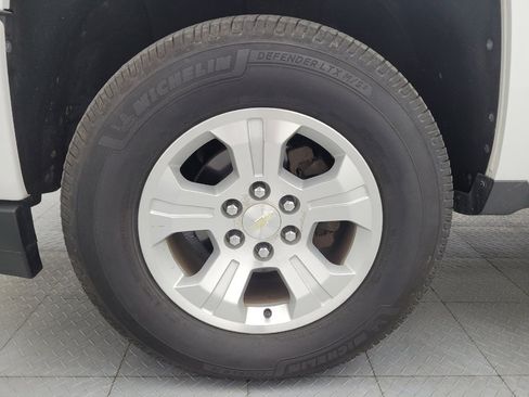 Used 2018 Chevrolet Silverado 1500 LT w/ All Star Edition AWD/4WD image 31