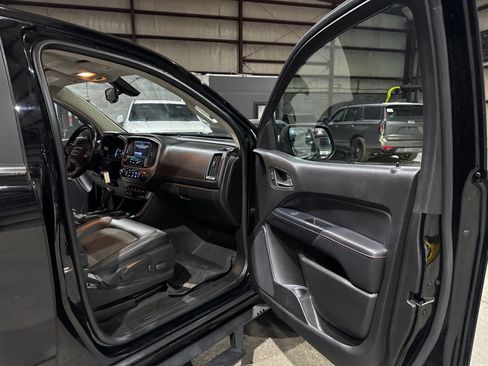 Used 2018 GMC Canyon All Terrain w/ All Terrain X Package AWD/4WD image 25