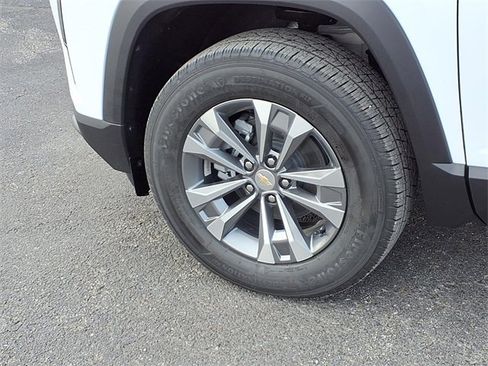 New 2026 Chevrolet Equinox LT w/ Convenience Package II image 20