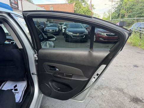 Used 2015 Chevrolet Cruze LT FWD image 34