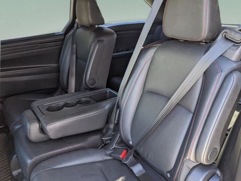 Used 2023 Honda Odyssey Sport image 19