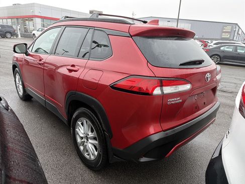 Used 2023 Toyota Corolla Cross LE image 5