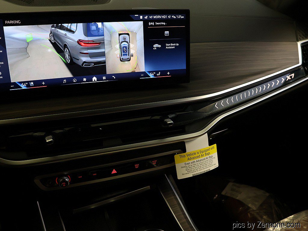 Used 2027 BMW X7 xDrive40i w/ M Sport Package AWD/4WD image 25