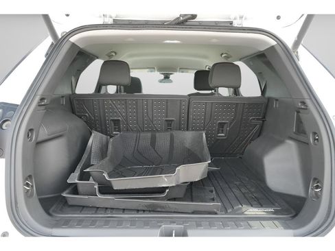 Used 2024 Chevrolet Equinox LT w/ LPO, Floor Liner Package AWD/4WD image 13