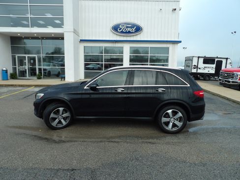 Used 2016 Mercedes-Benz GLC 300 4MATIC image 1