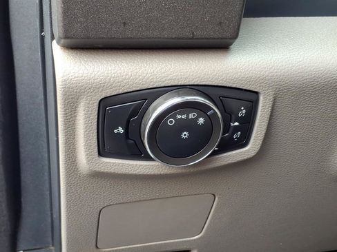 Used 2022 Ford F250 XL w/ Power Equipment Group AWD/4WD image 20
