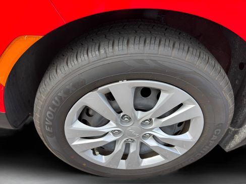 Used 2023 Kia Soul LX image 33