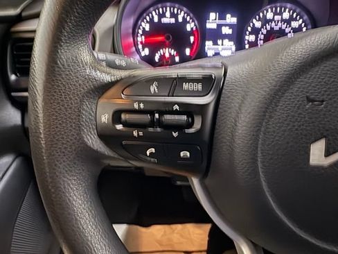 Used 2022 Kia Rio S FWD image 29