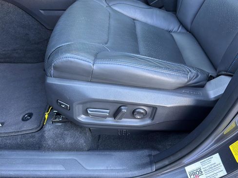 Used 2024 Toyota Sequoia Platinum image 28