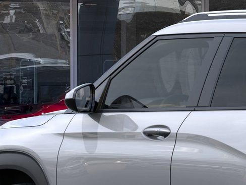 New 2026 Chevrolet TrailBlazer LT w/ Convenience Package image 12