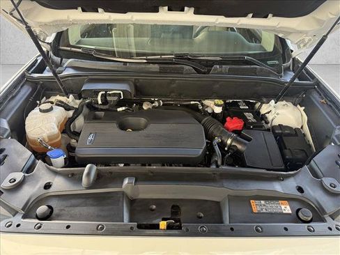 Used 2021 Lincoln Nautilus FWD w/ Equipment Group 101A image 23