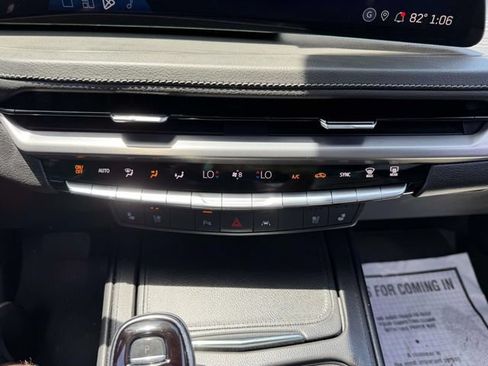 Used 2024 Cadillac XT4 Premium Luxury w/ Technology Package AWD/4WD image 22