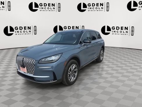 Used 2023 Lincoln Corsair AWD w/ Equipment Group 101A image 4