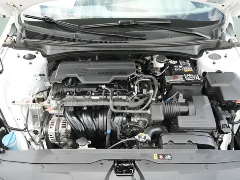 Certified 2023 Hyundai Elantra SEL w/ Cargo Package FWD image 18