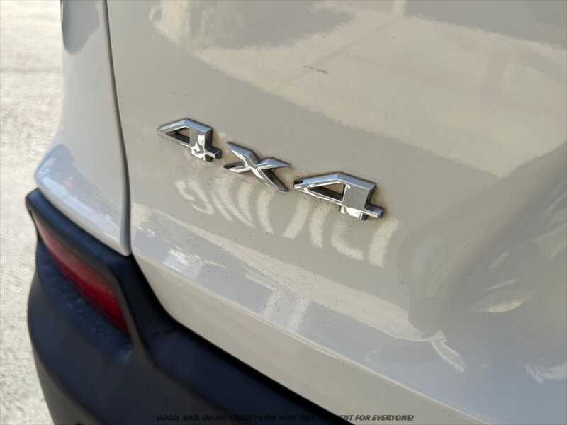 Used 2019 Jeep Cherokee Latitude Plus AWD/4WD image 30