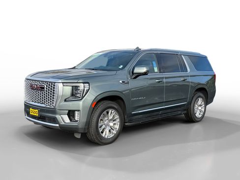 Used 2024 GMC Yukon XL Denali image 1