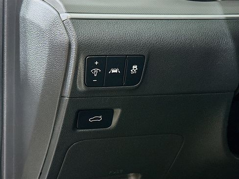 Used 2022 Kia K5 GT-Line image 10