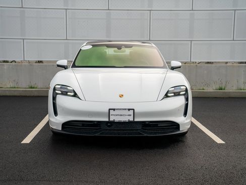 Used 2021 Porsche Taycan 4S image 6