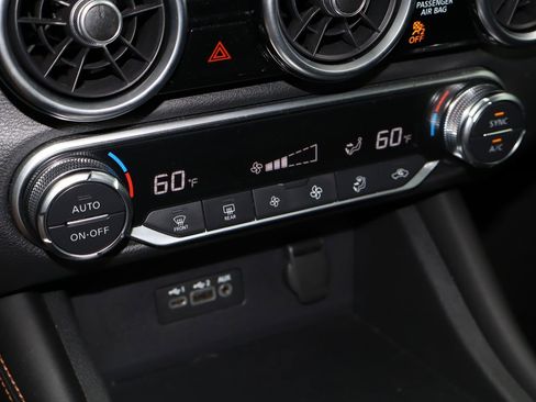 Used 2021 Nissan Sentra SR w/ Trunk Package image 22