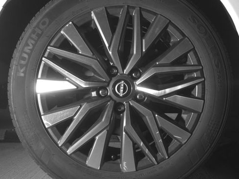 Used 2025 Nissan Altima 2.5 SV image 15