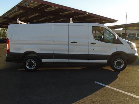 Used 2018 Ford Transit 250 148 Low Roof image 6
