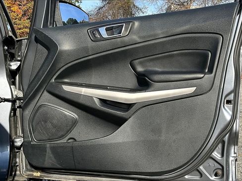Used 2021 Ford EcoSport Titanium image 26