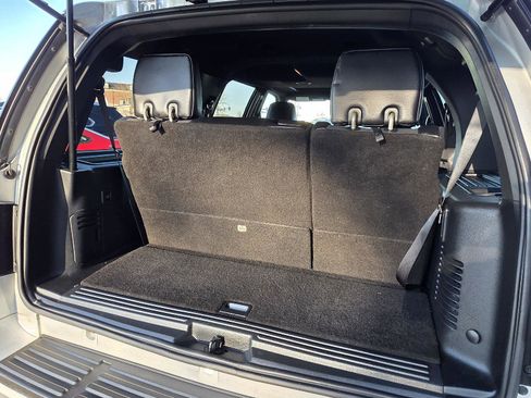 Used 2017 Ford Expedition Limited image 32