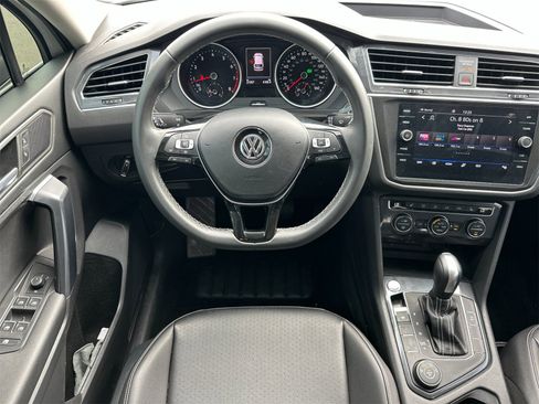 Used 2021 Volkswagen Tiguan SEL image 15