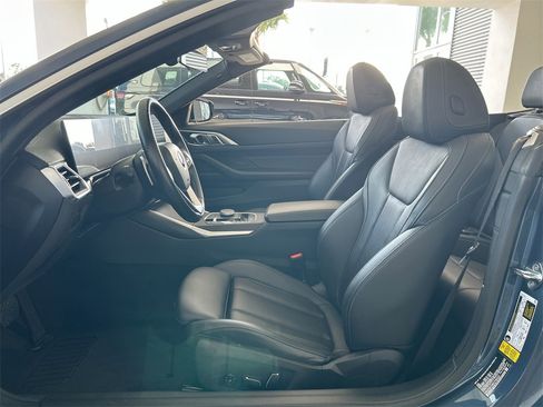 Used 2024 BMW 430i Convertible image 10