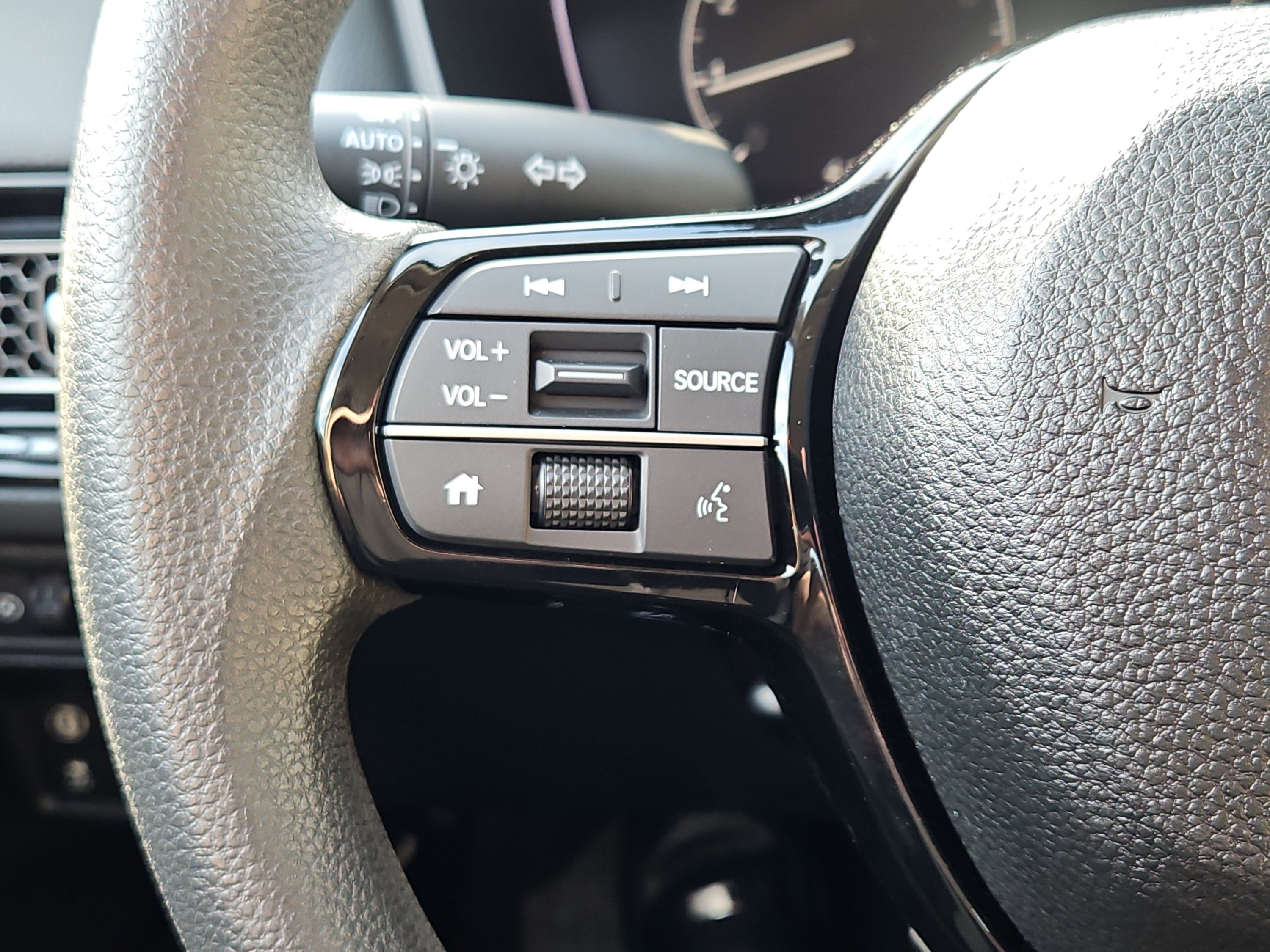 Certified 2024 Honda Civic LX image 12