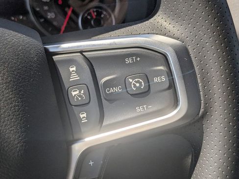 New 2026 RAM 1500 Express AWD/4WD image 19