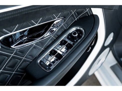 Used 2024 Bentley Continental GT Speed image 27
